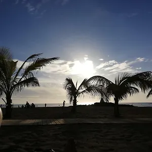 Eos Apartamento Buzanada